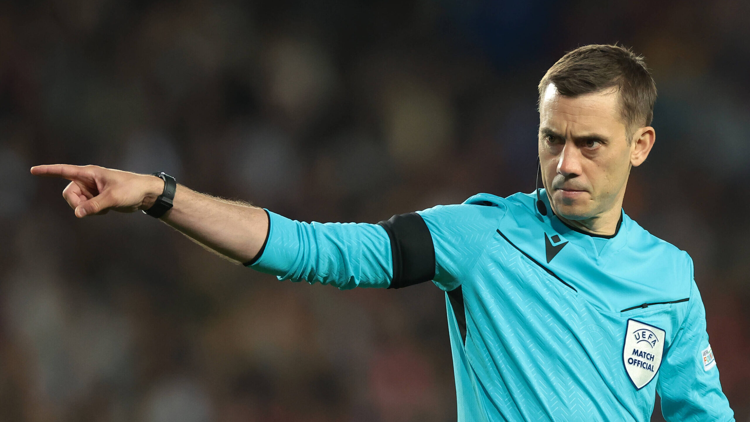 Barcelona, Spain, 30th April 2025. The Referee Clement Turpin of France reacts during the FC Barcelona, Barca vs Internazionale UEFA Champions League match at Estadi Olimpic Luis Companys, Barcelona. Picture credit should read: Jonathan Moscrop / Sportimage EDITORIAL USE ONLY. No use with unauthorised audio, video, data, fixture lists, club/league logos or live services. Online in-match use limited to 120 images, no video emulation. No use in betting, games or single club/league/player publications. SPI_209_JM_BARCA_INTER_ SPI-3882-0209
2025.04.30 Barcelona
pilka nozna Liga Mistrzow
FC Barcelona - Inter Mediolan
Foto IMAGO/PressFocus

!!! POLAND ONLY !!!