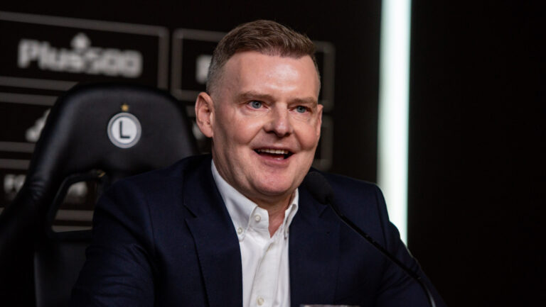 2025.06.16 Warszawa Pilka nozna , Ekstraklasa, konferencja prasowa trenera, Legia Warszawa N/z  Marcin Herra  Foto Wojciech Dobrzynski / Legionisci.com / PressFocus 
2025.06.16 Warsaw Football , Polish league, press conference Credit: Wojciech Dobrzynski / Legionisci.com / PressFocus