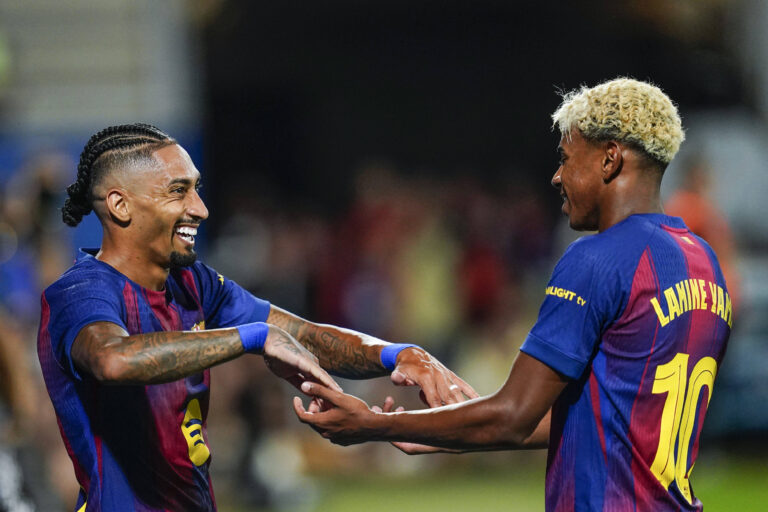 ESP: FC Barcelona, Barca v Como 1907. Joan Gamper Trophy Lamine Yamal of FC Barcelona celebrates the 4-0 with Raphael Dias Belloli Raphinha during the Joian Gaper Trophy match between FC Barcelona and Como 1907 played at Johan Cruyff Stadium on August 10, 2025 in Barcelona, Spain. kpng Copyright: xSergioxRuizx/xImagox PS_250810_BAR_COM_2526_046
2025.08.10 Barcelona
pilka nozna Trofeum Joana Gampera
FC Barcelona - Como 1907
Foto IMAGO/PressFocus

!!! POLAND ONLY !!!