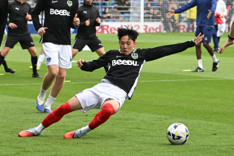 Portsmouth v Preston North End EFL Sky Bet Championship 30/08/2025. Minhyeok Yang 47 of Portsmouth warming up ahead of the EFL Sky Bet Championship match between Portsmouth and Preston North End at Fratton Park, Portsmouth, England on 30 August 2025. Portsmouth Fratton Park Hampshire England Editorial use only DataCo restrictions apply See www.football-dataco.com , Copyright: xGrahamxHuntx PSI-22716-0043
2025.08.30 Portsmouth
pilka nozna , liga angielska
Portsmouth - Preston North End
Foto IMAGO/PressFocus

!!! POLAND ONLY !!!