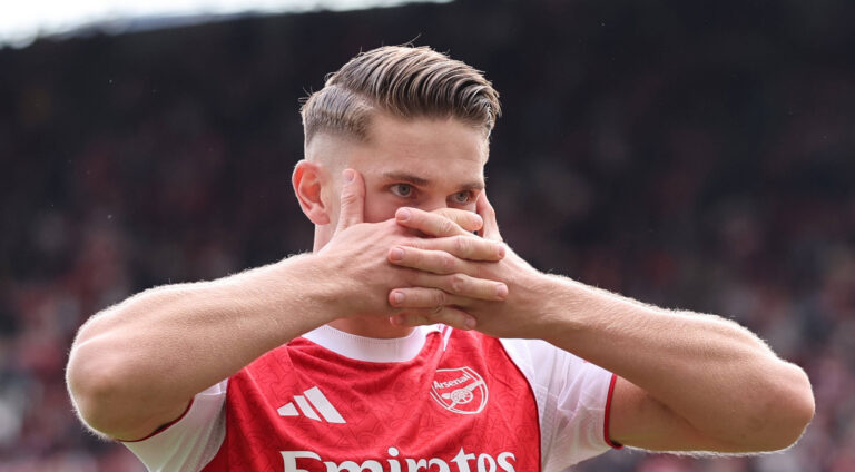 London, England, 13th September 2025. Viktor Gyokeres of Arsenal celebrates the second goal during the Arsenal vs Nottingham Forest Premier League match at the Emirates Stadium, London. Picture credit should read: David Klein / Sportimage EDITORIAL USE ONLY. No use with unauthorised audio, video, data, fixture lists, club/league logos or live services. Online in-match use limited to 120 images, no video emulation. No use in betting, games or single club/league/player publications. SPI_054_DK_Arsenal_Forest SPI-4131-0050
2025.09.13 Londyn
pilka nozna , liga angielska
Arsenal Londyn - Nottingham Forest
Foto IMAGO/PressFocus

!!! POLAND ONLY !!!