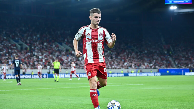 96 Christos Mouzakitis of Olympiacos in action during the UEFA Champions League, League Phase, Matchday 1 game between Olympiacos and Paphos FC at Georgios Karaiskakis Stadium on September 17, 2025, in Piraeus, Greece. (Photo by Stefanos Kyriazis/IPA Sport / ipa-agency.net/IPA/Sipa USA)
2025.09.18 Pireus
pilka nozna liga mistrzow
Olympiakos Pireus - Pafos FC
Foto IPA/SIPA USA/PressFocus

!!! POLAND ONLY !!!