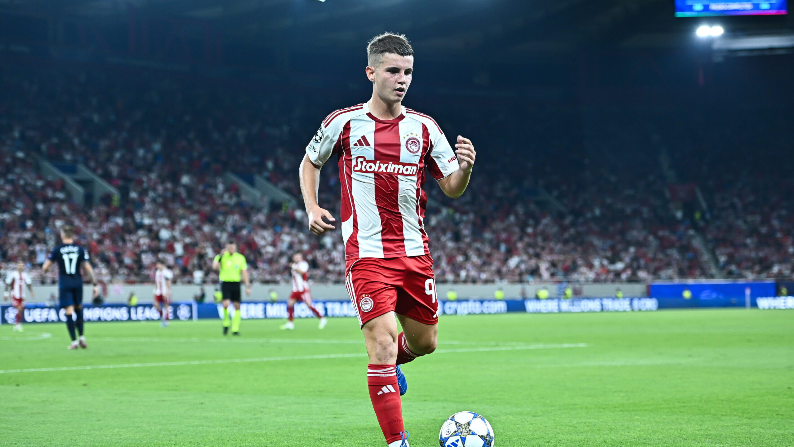 96 Christos Mouzakitis of Olympiacos in action during the UEFA Champions League, League Phase, Matchday 1 game between Olympiacos and Paphos FC at Georgios Karaiskakis Stadium on September 17, 2025, in Piraeus, Greece. (Photo by Stefanos Kyriazis/IPA Sport / ipa-agency.net/IPA/Sipa USA)
2025.09.18 Pireus
pilka nozna liga mistrzow
Olympiakos Pireus - Pafos FC
Foto IPA/SIPA USA/PressFocus

!!! POLAND ONLY !!!