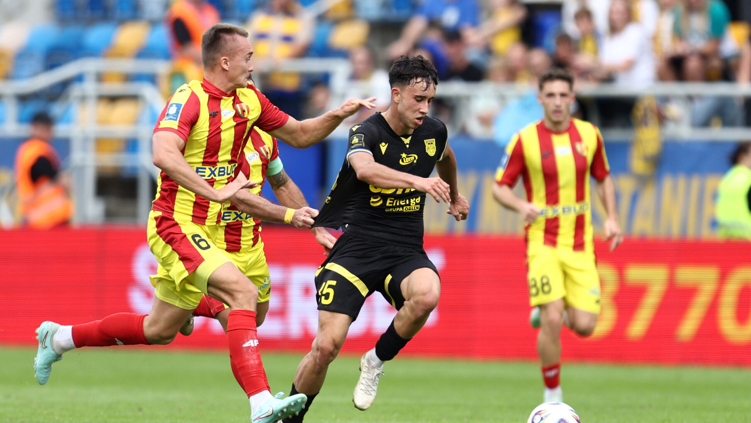 2025.09.20 Gdynia Pilka nozna PKO BP Ekstraklasa sezon 2025/2026 Arka Gdynia - Korona Kielce N/z Marcel Pieczek Kamil Jakubczyk Foto Piotr Matusewicz / PressFocus

2025.09.20 Gdynia
Football Polish PKO BP Ekstraklasa season 2025/2026 
Arka Gdynia - Korona Kielce 
Marcel Pieczek Kamil Jakubczyk 
Credit: Piotr Matusewicz / PressFocus