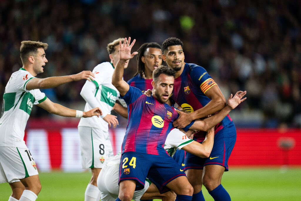 Spanish LaLiga EA Sports FC Barcelona, Barca v Elche CF in Barcelona, Spain. FC Barcelona player 24 Eric Garcia and 4 Ronald Araujo competing during LaLiga EA Sports match between FC Barcelona and Elche CF in Estadi Olimpic Lluis Companys, Barcelona, Spain, on November 2, 2025. Barcelona Estadi Olimpic Lluis Companys Barcelona Spain
2025.11.02 Barcelona
pilka nozna , liga hiszpanska
 FC Barcelona - Elche CF
Foto IMAGO/PressFocus

!!! POLAND ONLY !!!