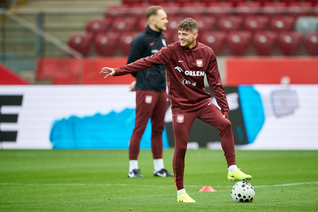 2025.11.13, Warszawa 
Pilka nozna, Reprezentacja Polski 
Trening przed meczem Polska - Holandia 
N/z Sebastian Szymanski 
Fot Rafal Oleksiewicz / PressFocus