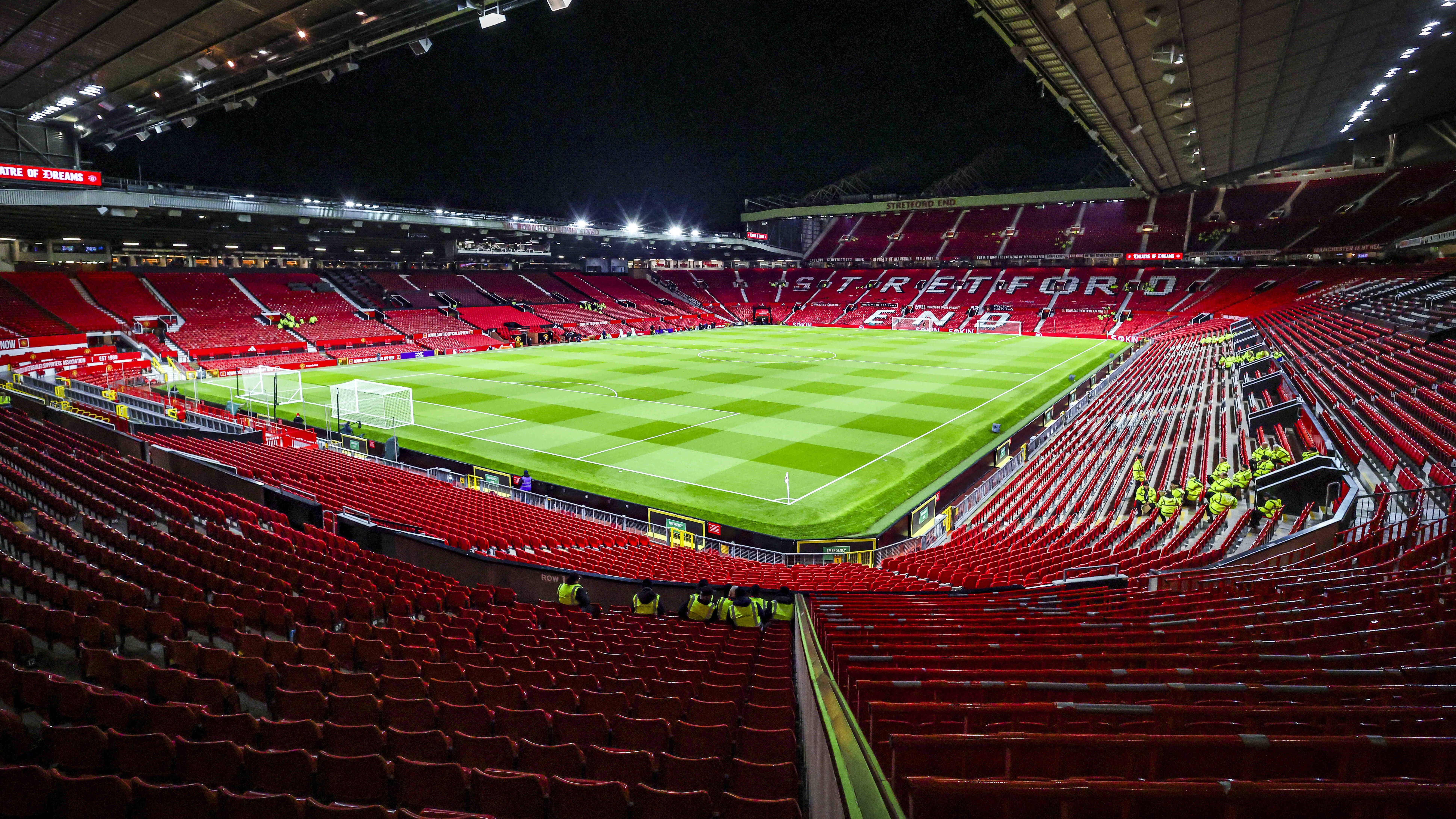 Manchester United, ManU v Everton, Premier League Ground View inside the Stadium during the Manchester United v Everton Premier League match at Old Trafford, Manchester, England on 24 November 2025 Credit: Phil Duncan/Every Second Media Editorial use only. All images are copyright Every Second Media Limited. No images may be reproduced without prior permission. All rights reserved. Premier League and Football League images are subject to licensing agreements with Football DataCo Limited. see https://www.football-dataco.com Copyright: xIMAGO/EveryxSecondxMediax ESM-1675-0002 PhilxDuncanx/xEveryxSecondxMediax
2025.11.24 Manchester 
pilka nozna liga angielska
Manchester United - Everton 
Foto IMAGO/PressFocus

!!! POLAND ONLY !!!