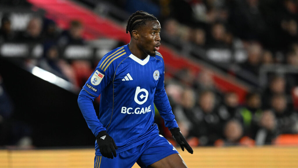 Southampton v Leicester City EFL Sky Bet Championship 25/11/2025. Abdul Fatawu 7 of Leicester City during the EFL Sky Bet Championship match between Southampton and Leicester City at the St Mary s Stadium, Southampton, England on 25 November 2025. Southampton St Mary s Stadium Hampshire England Editorial use only DataCo restrictions apply See www.football-dataco.com , Copyright: xGrahamxHuntx PSI-23269-0167
2025.11.25 Southampton
pilka nozna , Liga angielska
Southampton - Leicester City
Foto IMAGO/PressFocus

!!! POLAND ONLY !!!