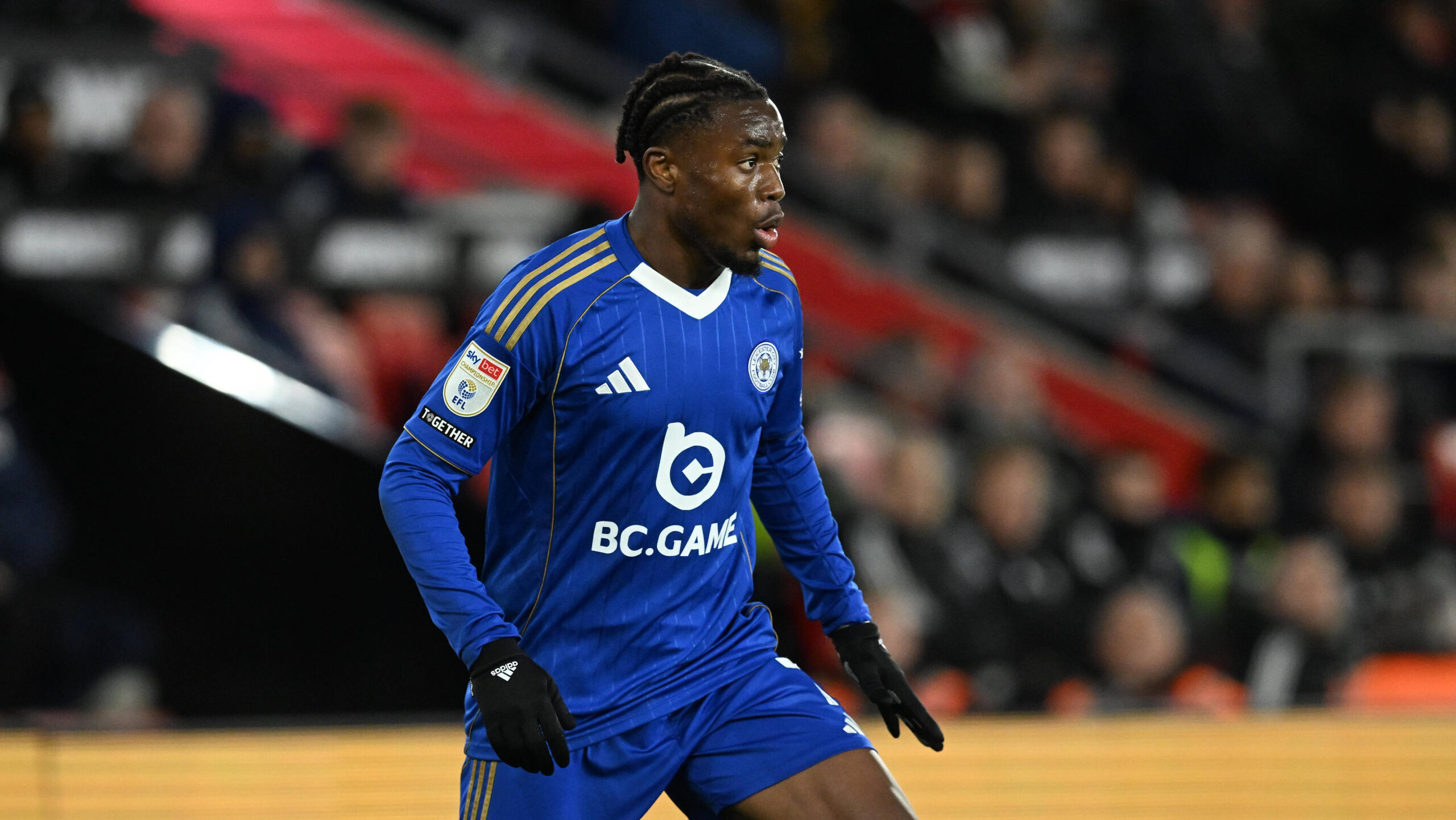 Southampton v Leicester City EFL Sky Bet Championship 25/11/2025. Abdul Fatawu 7 of Leicester City during the EFL Sky Bet Championship match between Southampton and Leicester City at the St Mary s Stadium, Southampton, England on 25 November 2025. Southampton St Mary s Stadium Hampshire England Editorial use only DataCo restrictions apply See www.football-dataco.com , Copyright: xGrahamxHuntx PSI-23269-0167
2025.11.25 Southampton
pilka nozna , Liga angielska
Southampton - Leicester City
Foto IMAGO/PressFocus

!!! POLAND ONLY !!!