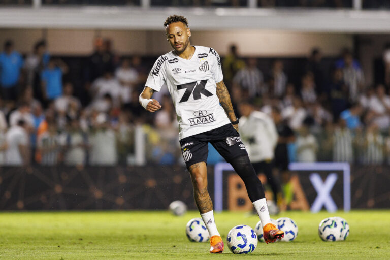 Santos, Brazil - November 28: Neymar Junior of Santos warming up prior to the Brasileirao 2025 match between Santos and Sport Recife at Vila Belmiro on November 28, 2025 in Santos, Brazil. (Photo by William Oliveira/Eurasia Sport Images) (Photo by Eurasia Sport Images/Just Pictures/Sipa USA)
2025.11.28 Santos
pilka nozna liga brazylijska
Santos - Sport Recife
Foto Just Pictures/SIPA USA/PressFocus

!!! POLAND ONLY !!!
