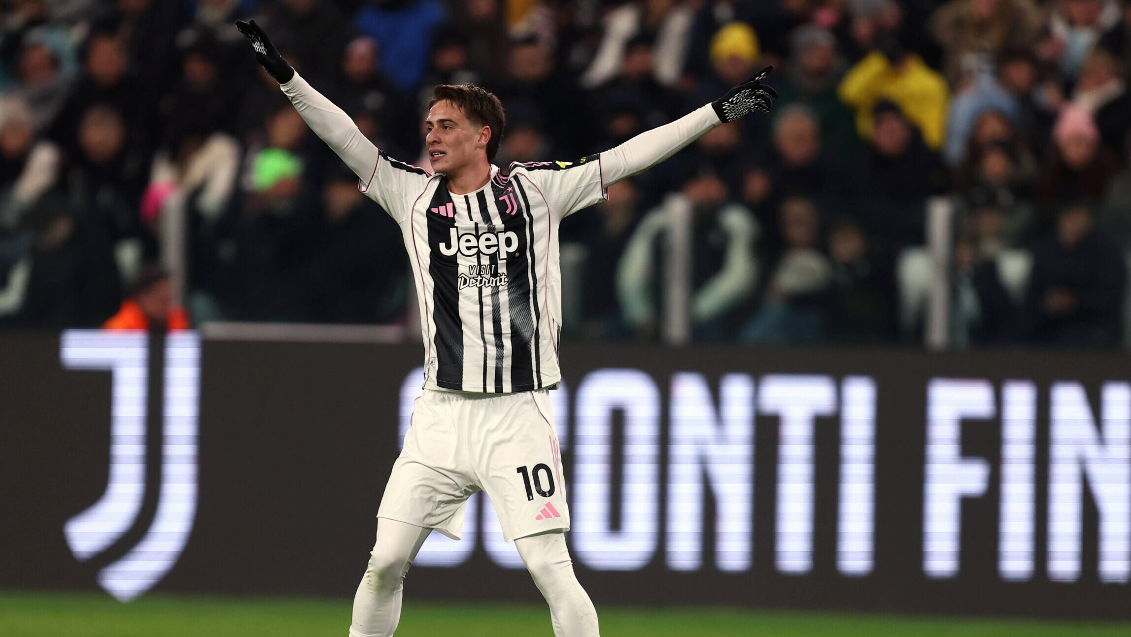 Juventus Fc vs Cagliari Calcio Kenan Yildiz of Juventus Fc gestures during the Serie A football match beetween Juventus Fc and Cagliari Calcio at Allianz Stadium on November 29, 2025 in Turin, Italy . Torino Allianz Stadium Italy Copyright: xMarcoxCanonierox
2025.11.29 Turyn
pilka nozna , liga wloska
Juventus Turyn - Cagliari Calcio
Foto IMAGO/PressFocus

!!! POLAND ONLY !!!