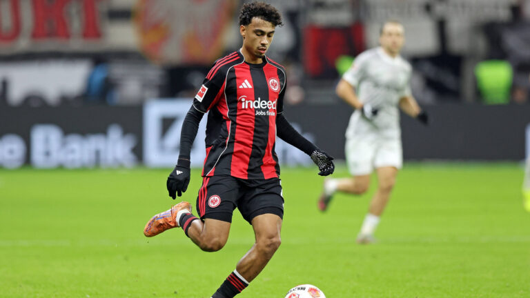 30.11.2025, xovx, Fussball Bundesliga, Eintracht Frankfurt - VfL Wolfsburg Nathaniel Brown Eintracht Frankfurt, Freisteller DFL/DFB REGULATIONS PROHIBIT ANY USE OF PHOTOGRAPHS as IMAGE SEQUENCES and/or QUASI-VIDEO emspor Frankfurt am Main
2025.11.30 Frankfurt
pilka nozna , liga niemiecka
Eintracht Frankfurt - VfL Wolfsburg
Foto IMAGO/PressFocus

!!! POLAND ONLY !!!