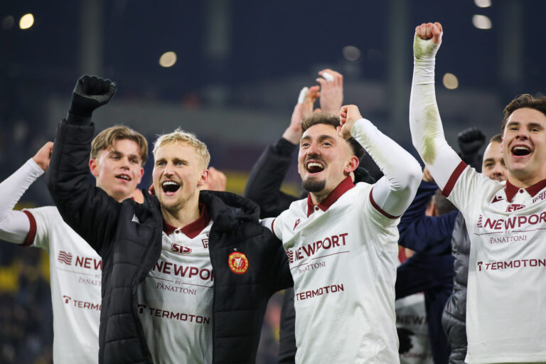 2025.12.02 Szczecin
pilka nozna Runda 1/8 Finału STS Pucharu Polski sezon 2025/2026
Pogon Szczecin - Widzew Lodz
N/z 
Foto Kasia Dzierzynska / PressFocus

2025.12.02 Szczecin Football Polish Cup season 2025/2026 
Pogon Szczecin - Widzew Lodz
N/z 
Credit: Kasia Dzierzynska / PressFocus