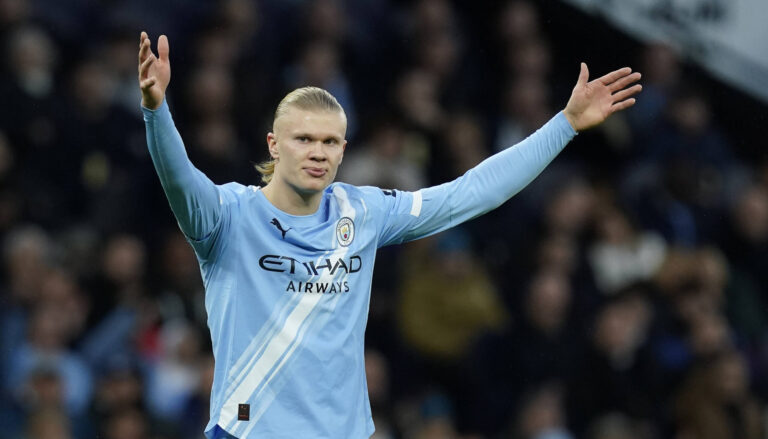 Manchester, England, 6th December 2025. Erling Haaland of Manchester City during the Manchester City vs Sunderland Premier League match at the Etihad Stadium, Manchester. Picture credit should read: Andrew Yates / Sportimage EDITORIAL USE ONLY. No use with unauthorised audio, video, data, fixture lists, club/league logos or live services. Online in-match use limited to 120 images, no video emulation. No use in betting, games or single club/league/player publications. SPI_088_AY_Man_City_Sunderland SPI-4351-0089
2025.12.06 Manchester
pilka nozna , liga angielska
Manchester City - Sunderland
Foto IMAGO/PressFocus

!!! POLAND ONLY !!!