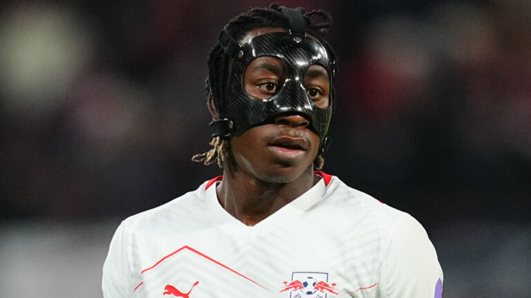 December 06 2025: Yan Diomande of RB Leipzig  looks on  during a 1.Bundesliga game,  RB Leipzig vs Eintracht Frankfurt  at Red Bull Arena, Leipzig, Germany. Ulrik Pedersen/CSM/Sipa USA (Credit Image: © Ulrik Pedersen/Cal Sport Media/Sipa USA)
2025.12.06 Lipsk
pilka nozna liga niemiecka
RB Lipsk - Eintracht Frankfurt
Foto Cal Sport Media/SIPA USA/PressFocus

!!! POLAND ONLY !!!