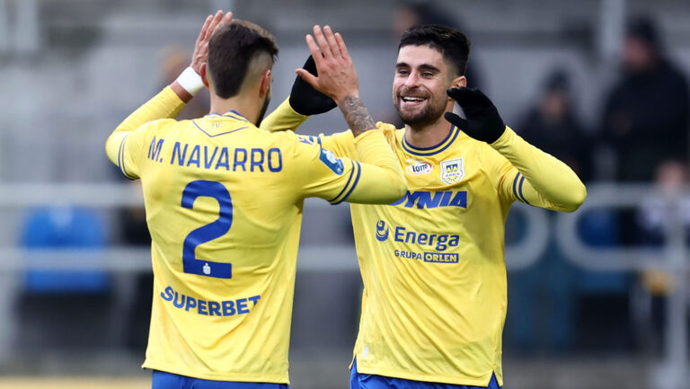 2025.12.06 Gdynia Pilka nozna PKO BP Ekstraklasa sezon 2025/2026 Arka Gdynia - Motor Lublin N/z Kike Hermoso gol bramka radosc Foto Piotr Matusewicz / PressFocus

2025.12.06 Gdynia
Football Polish PKO BP Ekstraklasa season 2025/2026 
Arka Gdynia - Motor Lublin 
Kike Hermoso gol bramka radosc 
Credit: Piotr Matusewicz / PressFocus