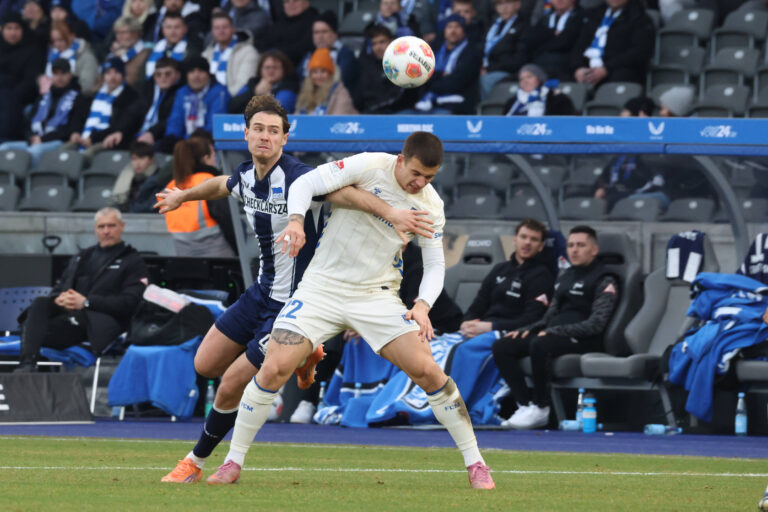 DEU, DFL, 2. FBL, Hertha BSC vs. 1: FC Magdeburg, / 07.12.2025, Berliner Olympiastadion, Berlin, DEU, DFL, 2. FBL, Hertha BSC vs. 1: FC Magdeburg, im Bild Linus Gechter Hertha BSC Berlin 44, Mateusz Zukowski 1.FC Magdeburg 22 DFL - regulations prohibit any use of Photographs as image sequences and/or quasi-video *** DEU, DFL, 2 FBL, Hertha BSC vs 1 FC Magdeburg, 07 12 2025, Berliner Olympiastadion, Berlin, DEU, DFL, 2 FBL, Hertha BSC vs 1 FC Magdeburg, im Bild Linus Gechter Hertha BSC Berlin 44 , Mateusz Zukowski 1 FC Magdeburg 22 DFL regulations prohibit any use of Photographs as image sequences and or quasi video nordphotoxGmbHx/xEngler nph00076
2025.12.07 Berlin
pilka nozna , 2. liga niemiecka
Hertha BSC Berlin - 1. FC Magdeburg
Foto IMAGO/PressFocus

!!! POLAND ONLY !!!