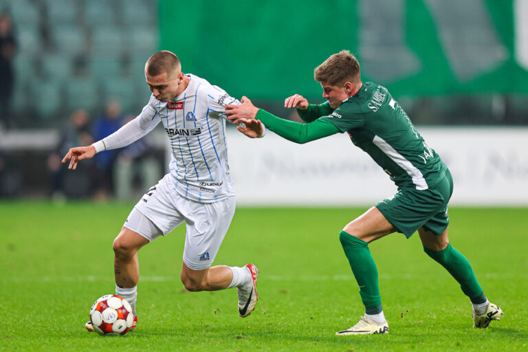 2025.12.08 Wroclaw
pilka nozna Betlic 1 liga sezon 2025/2026
Slask Wroclaw - Stal Rzeszow
N/z Patryk Warczak
Foto Pawel Andrachiewicz / PressFocus

2025.12.08 Wroclaw
Football - Betlic First League season 2025/2026
Slask Wroclaw - Stal Rzeszow
Patryk Warczak
Credit: Pawel Andrachiewicz / PressFocus