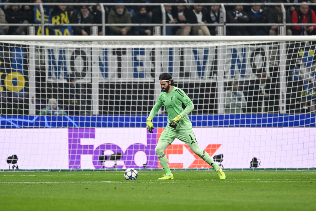 ALISSON BECKER of Liverpool FC in action during the UEFA Champions League stage match Phase MD6 between Inter FC Internazionale and Liverpool FC, on 9th of December 2025, at Giuseppe Meazza San Siro Siro stadium in Milan, Italy (Photo by Tiziano Ballabio/IPA Sport / ipa-agency.net/IPA/Sipa USA)
2025.12.09 Mediolan
pilka nozna liga mistrzow
Inter Mediolan - FC Liverpool
Foto IPA/SIPA USA/PressFocus

!!! POLAND ONLY !!!