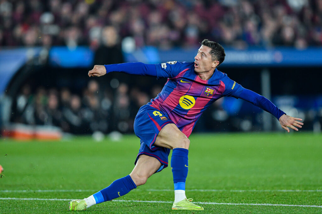 FC Barcelona, Barca v EINTRACHT FRANKFURT SPOTIFY CAMP NOU. BARCELONA. December 9,2025 FC BARCELONA vs EINTRACHT FRANKFURT December 9,2025 Robert Lewandowski 9 of FC Barcelona during the soccer match corresponding to the sixth match of the group stage of the UEFA Champions League between FC Barcelona and Eintracht Frankfurt at Spotify Camp Nou in Barcelona, Spain. Barcelona ESP Copyright: xS.xRosx
2025.12.09 Barcelona
pilka nozna , liga mistrzow
FC Barcelona - Eintracht Frankfurt
Foto IMAGO/PressFocus

!!! POLAND ONLY !!!