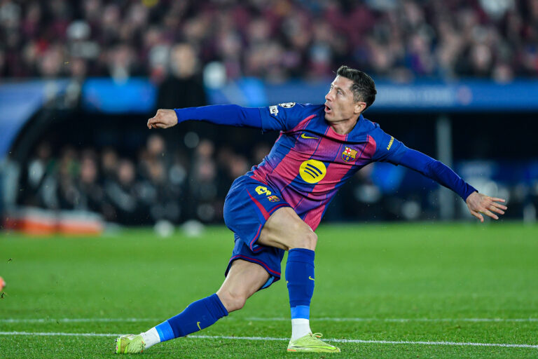 FC Barcelona, Barca v EINTRACHT FRANKFURT SPOTIFY CAMP NOU. BARCELONA. December 9,2025 FC BARCELONA vs EINTRACHT FRANKFURT December 9,2025 Robert Lewandowski 9 of FC Barcelona during the soccer match corresponding to the sixth match of the group stage of the UEFA Champions League between FC Barcelona and Eintracht Frankfurt at Spotify Camp Nou in Barcelona, Spain. Barcelona ESP Copyright: xS.xRosx
2025.12.09 Barcelona
pilka nozna , liga mistrzow
FC Barcelona - Eintracht Frankfurt
Foto IMAGO/PressFocus

!!! POLAND ONLY !!!