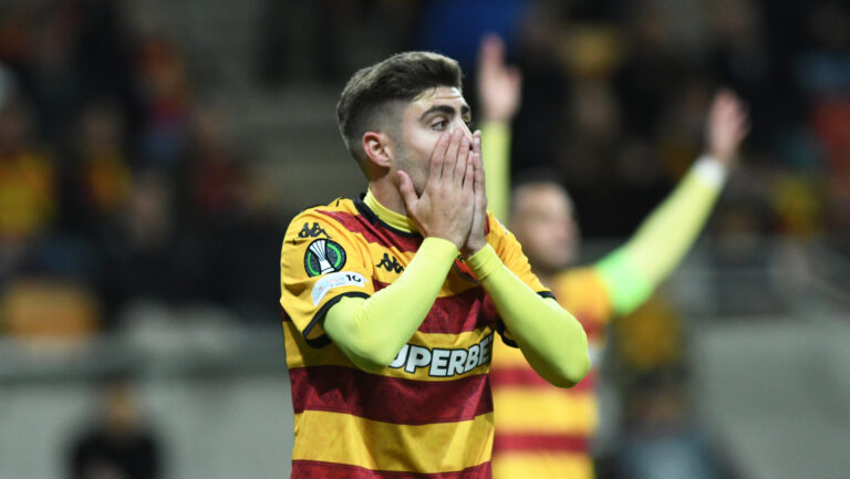 2025.12.11 Bialystok pilka nozna Liga Konferencji Europy 2025/2026. 5. kolejka rozgrywek LKE. Jagiellonia Bialystok - Rayo Vallecano (Hiszpania) N/z Alejandro Pozo Foto Michal Kosc / PressFocus 
2025.12.11 Bialystok Bialystok Football - UEFA Conference League 2025/2026 Jagiellonia Bialystok - Rayo Vallecano (Spain) Credit: Michal Kosc / PressFocus