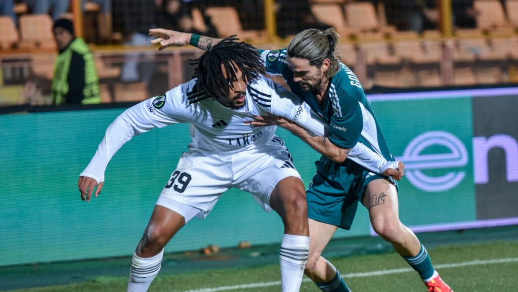 2025.12.11 Erywan, Armenia
pilka nozna Liga Konferencji UEFA faza ligowa sezon 2025/2026
FC Noah Erywan - Legia Warszawa
N/z Claude Goncalves Nathanaël Saintini
Foto Wojciech Dobrzynski Legionisci.com / PressFocus 
2025.12.11 Yerevan, Armenia
UEFA Conference League league phase season 2025/2026
FC Noah Erevan - Legia Warsaw
Credit: Wojciech Dobrzynski / Legionisci.com / PressFocus