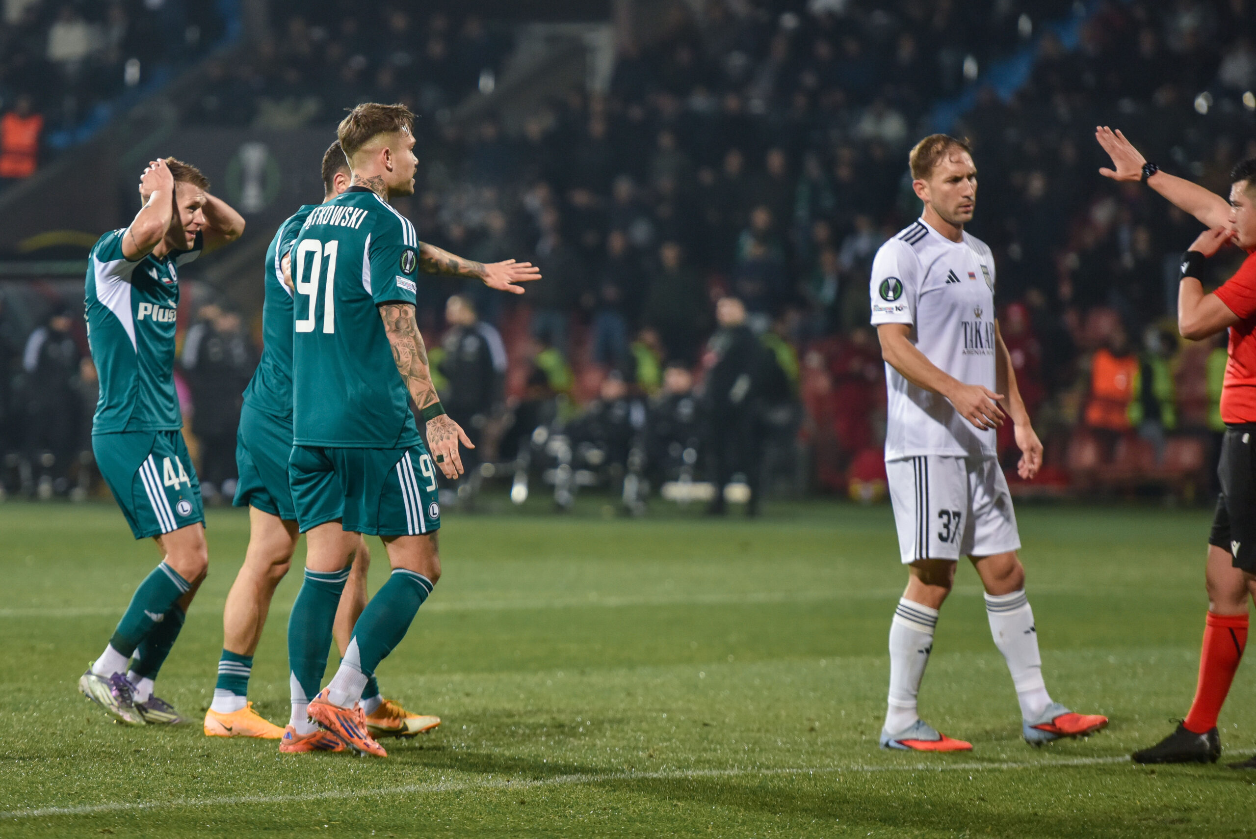 2025.12.11 Erywan, Armenia
pilka nozna Liga Konferencji UEFA faza ligowa sezon 2025/2026
FC Noah Erywan - Legia Warszawa
N/z Damian Szymanski Kamil Piatkowski Goncalo Silva
Foto Wojciech Dobrzynski Legionisci.com / PressFocus 
2025.12.11 Yerevan, Armenia
UEFA Conference League league phase season 2025/2026
FC Noah Erevan - Legia Warsaw
Credit: Wojciech Dobrzynski / Legionisci.com / PressFocus