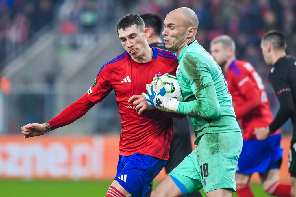 2025.12.11 Sosnowiec
Pilka nozna Liga Konferencji Europy UEFA Faza grupowa Sezon 2025/2026
Rakow Czestochowa - HSK Zrinjski Mostar
N/z Bogdan Racovitan, Goran Karacic
Foto Marcin Bulanda / PressFocus

2025.12.11 Sosnowiec
Football UEFA Europa Conference League Stage Group Season 2025/2026
Rakow Czestochowa - HSK Zrinjski Mostar
Bogdan Racovitan, Goran Karacic
Credit: Marcin Bulanda / PressFocus