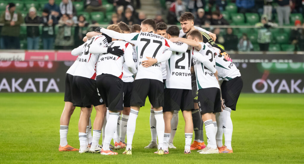 2025.12.14 Warszawa
pilka nozna PKO Ekstraklasa sezon 2025/2026
Legia Warszawa - Piast Gliwice
N/z Legia Warszawa
Foto Pawel Bejnarowicz / PressFocus

2025.12.14 Warsaw
Football - Polish PKO Ekstraklasa season 2025/2026
Legia Warszawa - Piast Gliwice
Legia Warszawa
Credit: Pawel Bejnarowicz / PressFocus