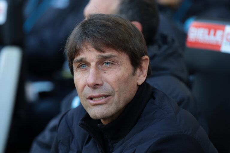 Napoli’s head coach Antonio Conte during the Serie A soccer match between Udinese and Napoli at the Bluenergy Stadium in Udine, north east Italy - Sunday, December 14,2025 sport - soccer (Photo by Andrea Bressanutti/Lapresse) (Photo by Andrea Bressanutti/LaPresse/Sipa USA)
2025.12.14 Udine
pilka nozna liga wloska
Udinese Calcio - SSC Napoli
Foto LaPresse/SIPA USA/PressFocus

!!! POLAND ONLY !!!