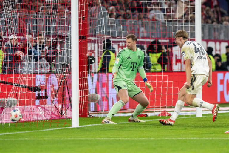 Kacper Potulski 48 1. FSV Mainz jubel ins Tor der Bayern, Manuel Neuer 1 FC Bayern Muenchen kann es nicht glauben, FC Bayern Muenchen - 1. FSV Mainz 05, Fussball, Bundesliga, 14. Spieltag, 14.12.2025 DFB regulations prohibit any use of photographs as image sequences and/or quasi-video Muenchen Bayern Deutschland *** Kacper Potulski 48 1 FSV Mainz jubel ins Tor der Bayern, Manuel Neuer 1 FC Bayern Muenchen kann es nicht glauben, FC Bayern Muenchen 1 FSV Mainz 05, Fussball, Bundesliga, 14 Spieltag, 14 12 2025 DFB regulations prohibit any use of photographs as image sequences and or quasi video Muenchen Bayern Germany Copyright: xkolbert-press/UlrichxGamelx
2025.12.14 Monachium
pilka nozna liga niemiecka
Bayern Monachium - 1. FSV Mainz 05
Foto IMAGO/PressFocus

!!! POLAND ONLY !!!