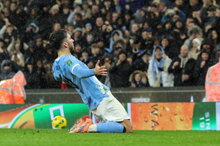 Rayan Cherki of Manchester City celebrates his goal to make it 1-0 during the Carabao Cup Quarter Final match Manchester City vs Brentford at Etihad Stadium, Manchester, United Kingdom, 17th December 2025

(Photo by Mark Cosgrove/News Images)

*** GER AUT SUI OUT *** in Manchester, United Kingdom on 12/17/2025. (Photo by Mark Cosgrove/News Images/Sipa USA)
2025.12.17 Manchester
pilka nozna Puchar Ligi Angielskiej
Manchester City - Brentford
Foto News Images/SIPA USA/PressFocus

!!! POLAND ONLY !!!