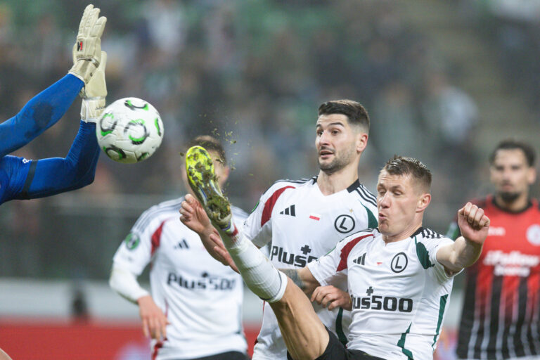 2025.12.18 Warszawa  pilka nozna Liga Konferencji sezon 2025/2026
Legia Warszawa - Lincoln Red Imps FC
N/z Antopnio Colak (Legia), Arkadiusz Reca (Legia)
Foto Tomasz Jastrzebowski / Foto Olimpik / PressFocus

2025.12.18 Warszawa football UEFA Conference League season 2025/2026
Legia Warszawa - Lincoln Red Imps FC
Antopnio Colak (Legia), Arkadiusz Reca (Legia)
Credit: Tomasz Jastrzebowski / Foto Olimpik / PressFocus