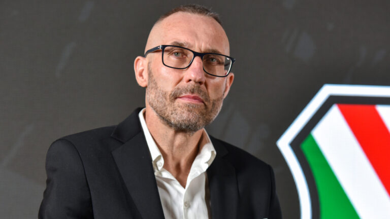 2025.12.19 Warszawa
pilka nozna PKO Ekstraklasa sezon 2025/2026
Marek Papszun nowym trenerem Legii Warszawa Legia
N/z Marek Papszun
Foto Wojciech Dobrzynski / PressFocus

2025.12.19 Warszawa
Football - Polish PKO Ekstraklasa season 2025/2026
Marek Papszun - new coach of Legia Warszawa
Credit: Wojciech Dobrzynski / PressFocus