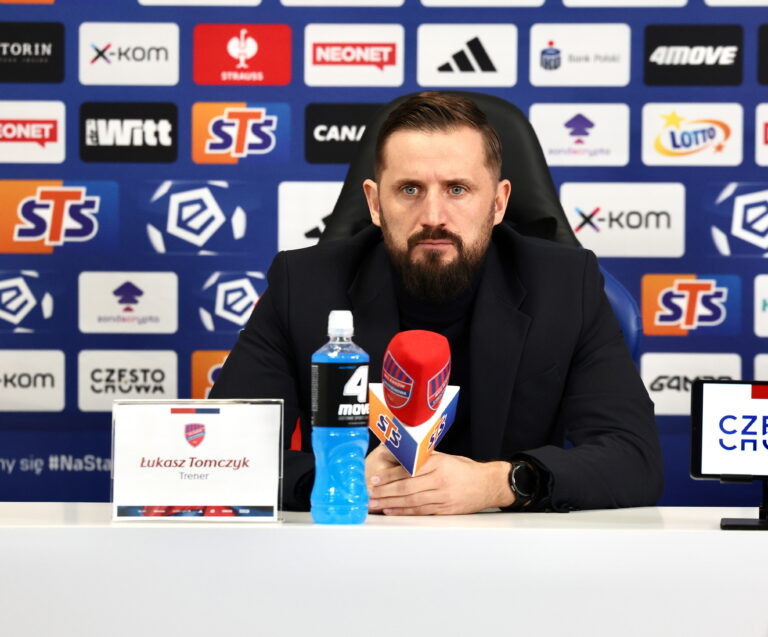 2025.12.22 Czestochowa 
Pilka nozna PKO Ekstraklasa 2025/2026
Konferencja prasowa z udzialem nowego trenera Rakowa Czestochowa Lukasza Tomczyka i wlasciciela Rakowa Michala Swierczewskiego  
N/z 
Lukasz Tomczyk , Michal Swierczewski 
Foto Grzegorz Misiak  / PressFocus

2025.12.22 Czestochowa 
Football Polish PKO Ekstraklasa Season 2025/2026 Rakow Czestochowa

Press conference with the participation of the new head coach of Rakow Czestochowa, Lukasz Tomczyk, and the clubs owner, Michal Swierczewski.

Credit: Grzegorz Misiak / PressFocus