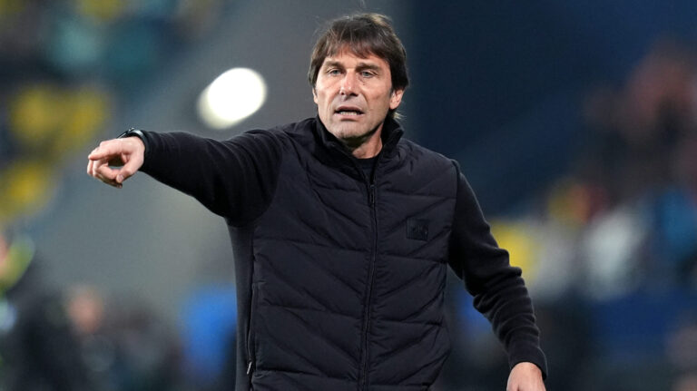 Napoli’s head coach Antonio Conte during the EA Sports FC italian Supercup 2025/2026 semifinal match between Napoli and Bologna at Al-Awwal Park Stadium in Riyadh, Saudi Arabia - Sport, Soccer -  Monday ,  December 22, 2025 (Photo by Spada/LaPresse) (Photo by Spada/LaPresse/Sipa USA)
2025.12.22 Rijad
pilka nozna superpuchar wloch
SSC Napoli - Bologna FC

Foto LaPresse/SIPA USA/PressFocus

!!! POLAND ONLY !!!