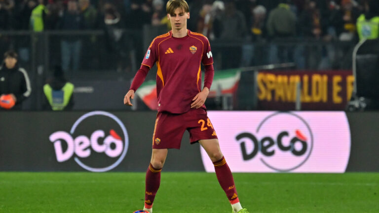 Soccer, serie A match, AS Roma v Genoa Jan Ziolkowski of AS Roma during the serie A Enilive match between AS Roma v Genoa at olimpico stadium in Rome, Italy, Dec 29, 2025. Imago-Images/Emmefoto Copyright: xImago-Images/Emmefotox
2025.12.29 Rzym
pilka nozna , liga wloska
AS Roma - Genoa CFC
Foto IMAGO/PressFocus

!!! POLAND ONLY !!!