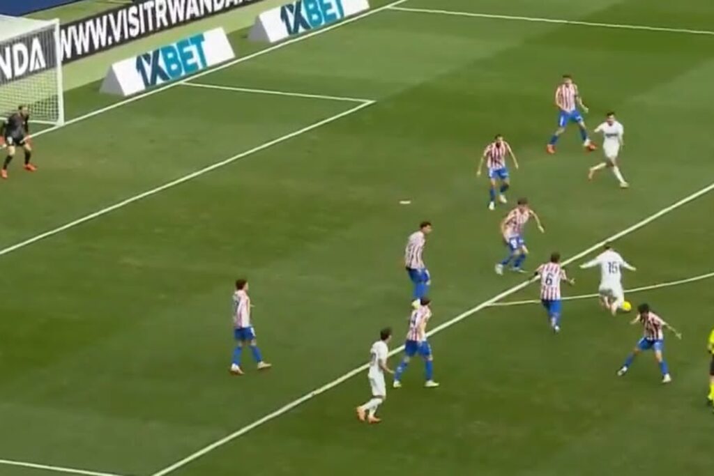 Atletico Madryt wygrywa z Valencią! Piękny gol nie wystarczył [WIDEO]