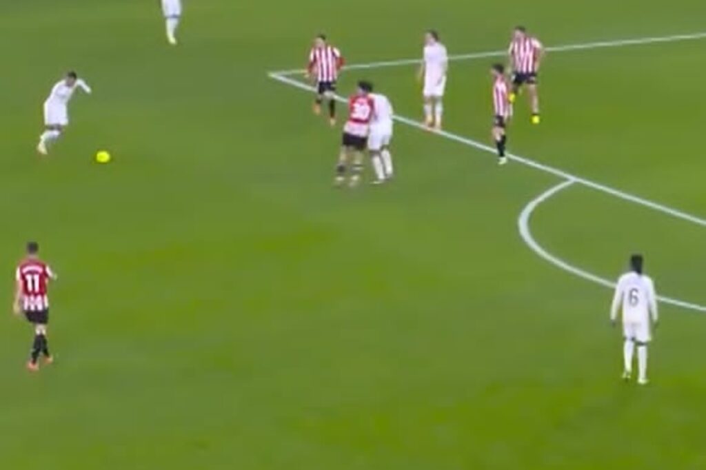 Kylian Mbappe się nie zatrzymuje! Kolejny dublet Francuza [WIDEO]