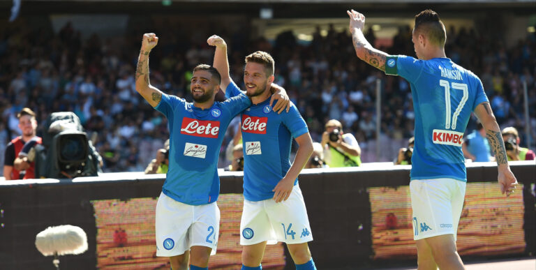Dries Mertens of SSC Napoli and Lorenzo Insigne of SSC Napoli celebrates after scoring during the Serie A TIM match between SSC Napoli and Benevento Calcio at Stadio San Paolo Naples Italy on 17 September 2017. (Photo Franco Romano/Sportphoto24)
17.09.2017 Neapol
Pilka nozna, Liga Wloska
SSC Napoli - Benevento
Franco Romano / Sportphoto24 / Sipa /  PressFocus 
POLAND ONLY!!