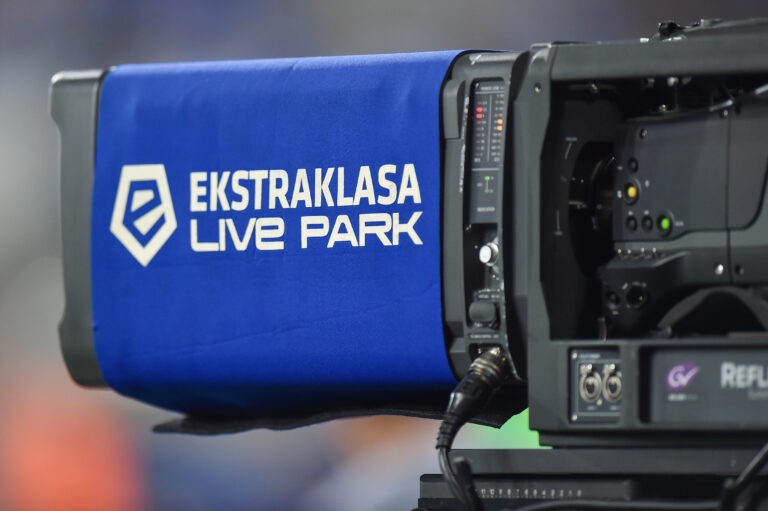 2023.08.19 Gliwice
Pilka nozna PKO Ekstraklasa Sezon 2023/2024
Ruch Chorzow - Jagiellonia Bialystok
N/z kamera, ekstraklasa live park
Foto Marcin Bulanda / PressFocus

2023.08.19 Gliwice
Football Polish PKO Ekstraklasa League Season 2023/2024
Ruch Chorzow - Jagiellonia Bialystok
kamera, ekstraklasa live park
Credit: Marcin Bulanda / PressFocus