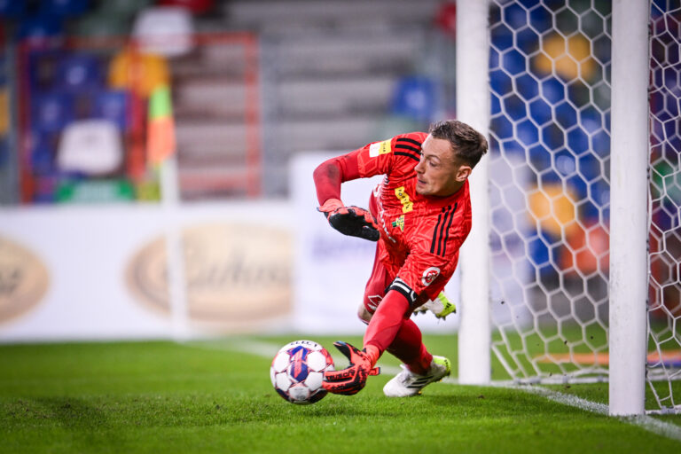 22.09.2023 Bielsko Biala  
Pilka nozna,
Fortuna 1 Liga sezon 2023/2024,
TS Podbeskidzie Bielsko Biala - Gornik Leczna 
n/z Maciej Gostomski 
foto Krzysztof Dzierzawa / Pressfocus
22.09.2023 Bielsko Biala
Football,
Fortuna First League Season 2023/2024,
TS Podbeskidzie Bielsko Biala - Gornik Leczna 
n/z Maciej Gostomski 
foto Krzysztof Dzierzawa / Pressfocus