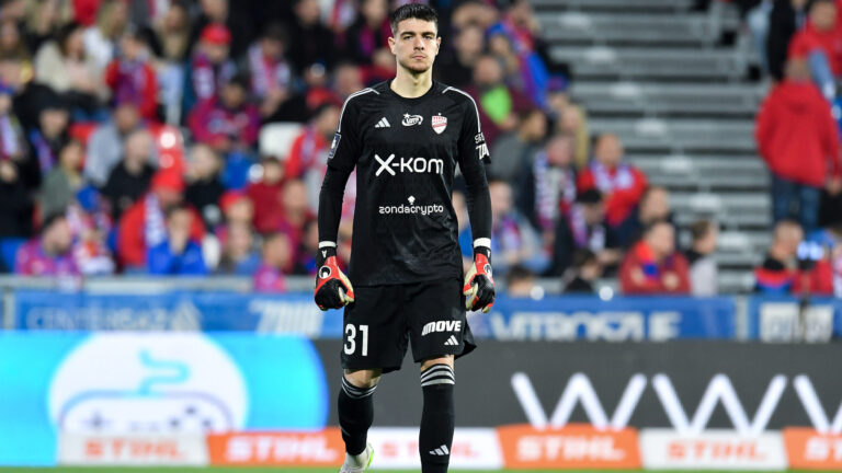 2024.04.13 Czestochowa
Pilka nozna PKO Ekstraklasa sezon 2023/2024
Rakow Czestochowa - Legia Warszawa
N/z Muhamed Sahinovic
Foto Mateusz Sobczak / PressFocus

2024.04.13 Czestochowa
Football Polish League PKO Ekstraklasa season 2023/2024
Rakow Czestochowa - Legia Warszawa
Muhamed Sahinovic
Credit: Mateusz Sobczak / PressFocus