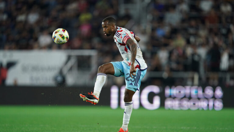 May 25, 2024; Washington, District of Columbia, USA; Chicago Fire midfielder Kellyn Acosta (23) palsy the ball in the second half against the D.C. United at Audi Field. Mandatory Credit: Amber Searls-USA TODAY Sports/Sipa USA
2024.05.25 Washington
pilka nozna amerykanska liga MLS
MLS: Chicago Fire FC at D.C. United
Foto Amber Searls-USA TODAY Sports/SIPA USA/PressFocus

!!! POLAND ONLY !!!