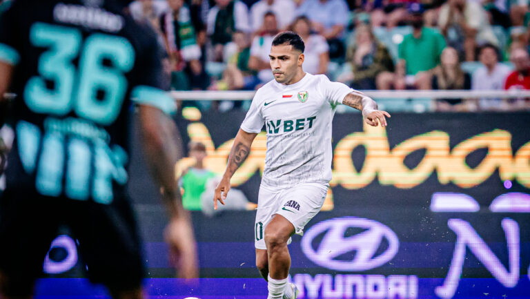 2024.08.15 Wroclaw
Pilka nozna, Liga Konferencji UEFA, trzecia runda eliminacyjna
Slask Wroclaw - St. Gallen
N/z Matias Nahuel Leiva
Foto Mateusz Porzucek PressFocus

2024.08.15 Wroclaw
Football, UEFA Conference League 2024/2025, Third qualifying round
Slask Wroclaw - St. Gallen
Matias Nahuel Leiva
Credit: Mateusz Porzucek PressFocus