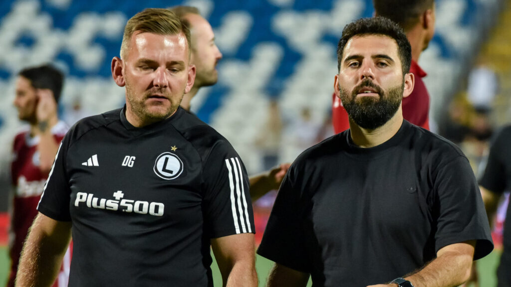 2024.08.29 Prisztina, Kosowo
pilka nozna Liga Konferencji UEFA
Drita Gnjilane - Legia Warszawa 
N/z Dawid Golinski Goncalo Feio
Credit: Wojciech Dobrzynski / Legionisci.com / PressFocus

2024.08.29 Prishtina, Kosovo
pilka nozna Liga Konferencji UEFA
FK Drita Gnjilane - Legia Warsaw
Credit: Wojciech Dobrzynski / Legionisci.com / PressFocus