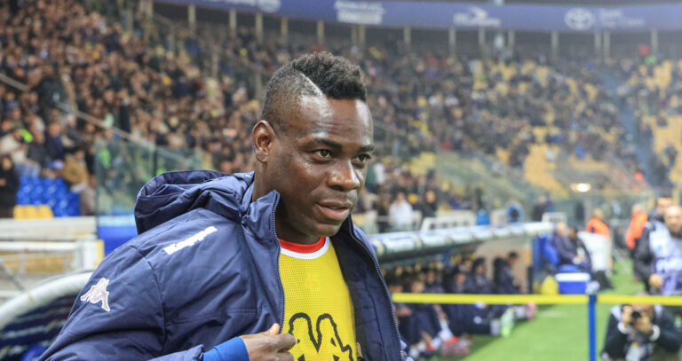 Mario Balotelli (Genoa CFC)  during  Parma Calcio vs Genoa CFC, Italian soccer Serie A match in Parma, Italy, November 04 2024 (Photo by Lorenzo Cattani/IPA Sport / ipa-/IPA/Sipa USA)
2024.11.04 Parma
pilka nozna liga wloska
Parma Calcio - Genoa CFC
Foto Lorenzo Cattani/IPA Sport/ipa-agency.net/SIPA USA/PressFocus

!!! POLAND ONLY !!!