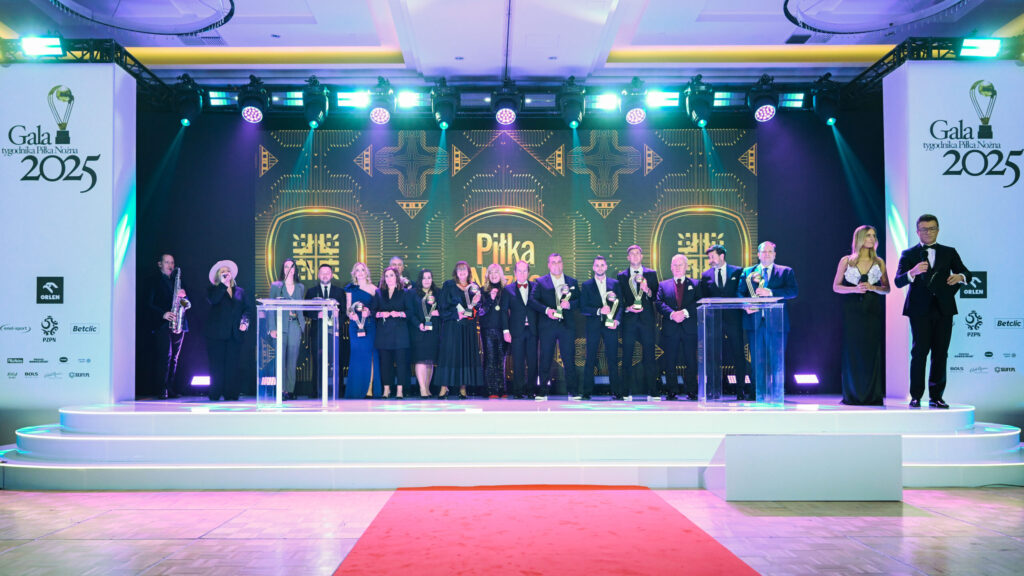 2025.01.27 Warszawa
pilka nozna
Uroczysta gala wreczenia nagrod tygodnika Pilka Nozna
N/z nagrodzeni
Foto Rafal Oleksiewicz / PressFocus

2025.01.27 Warszawa
Football
Uroczysta gala wreczenia nagrod tygodnika Pilka Nozna
nagrodzeni
Credit: Rafal Oleksiewicz / PressFocus