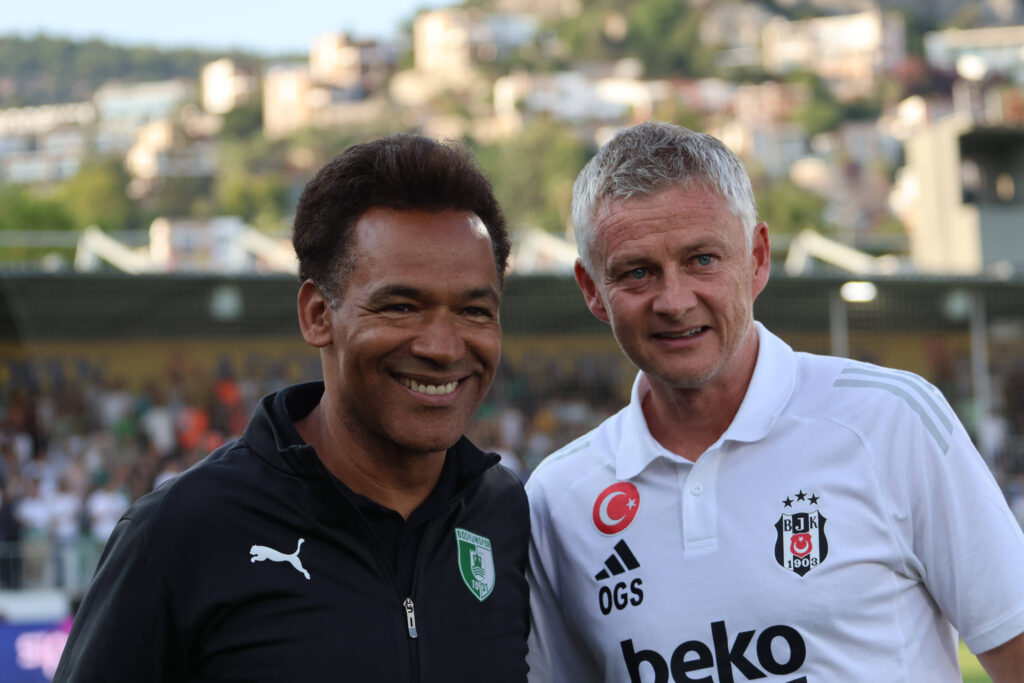 Coach Jose Morais L of Bodrum FK and Coach Ole Gunnar Solskjaer of Besiktas poses for the media before the Turkish Super League match between Bodrum FK and Besiktas at Grey Beton Bodrum Stadium on June 1, 2025 in Bodrum, Turkey. Bodrum Turkey Copyright: xSeskimphotox Bodrum-Besiktas-010625 11
2025.06.01 Bodrum
pilka nozna , liga turecka
Bodrum FK - Besiktas Stambul
Foto IMAGO/PressFocus

!!! POLAND ONLY !!!